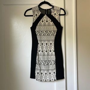 Divided brand sexy, stretchy patterned dress